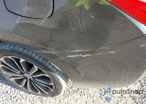 2015 Toyota Corolla S Plus z USA, uszkodzony, nr VIN 2T1BURHE9FC320921